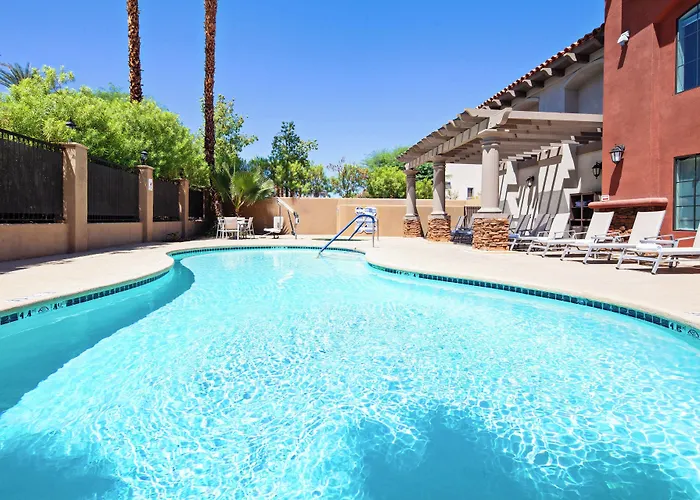 Holiday Inn Express & Suites Rancho Mirage - Palm Spgs Area By Ihg